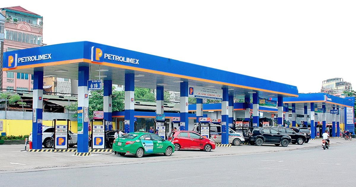Petrolimex (PLX) dòng tiền kinh doanh âm 4.000 tỷ đồng, bán sạch cổ phiếu quỹ